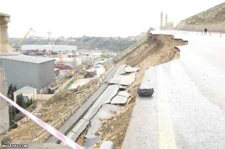 Bakıda çökən yolun son görüntüləri - FOTOSESSİYA