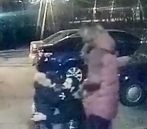 Azərbaycanlı Rusiyada keçmiş arvadını bıçaqladı, həbs edildi