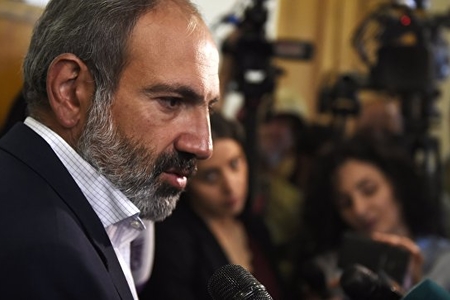 KİV: Ermənistanın baş naziri pat vəziyyətindədir
