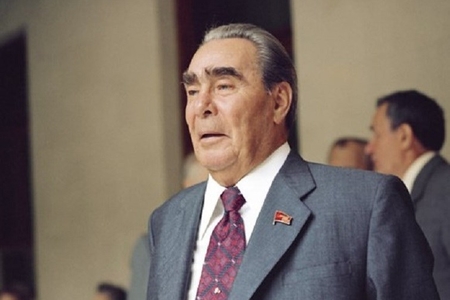 173 avtomobili olan baş katibin hədiyyə hərisliyi – Brejnevin bütün varidatı sonda dövlət fonduna verilib