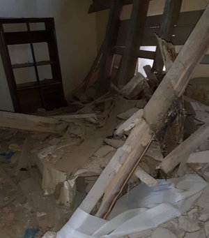 Şirkət Bakıda evi sakinin başına uçurdu, daha sonra aldadıb aradan çıxdı...  - DAHA BİR TİKİNTİ FIRILDAĞI