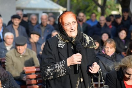 İcra başçısı mikrorayonda qəbul keçirib - Foto 