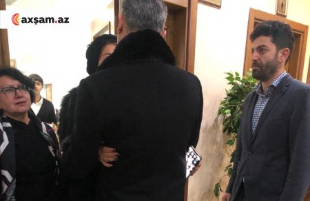 Aygün Kazımova qardaşının yasında - Foto 