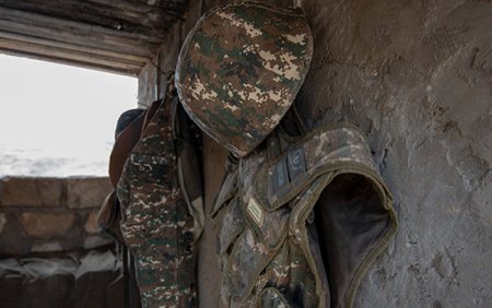 Erməni ordusunda insident - Bir əsgər öldü, digəri yaralandı