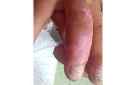 Bakıda ögey ana azyaşlı uşaqlara işgəncə verib - Fotolar