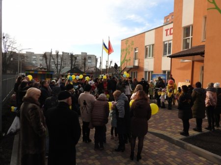 Ukraynada azərbaycanlıların dəstəyi ilə tikilən müasir uşaq bağçası kompleksi istifadəyə verilib