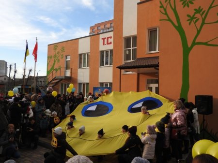 Ukraynada azərbaycanlıların dəstəyi ilə tikilən müasir uşaq bağçası kompleksi istifadəyə verilib