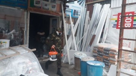 “EuroHome”da yanğını söndürmək üçün üç helikopter cəlb olundu - FOTO