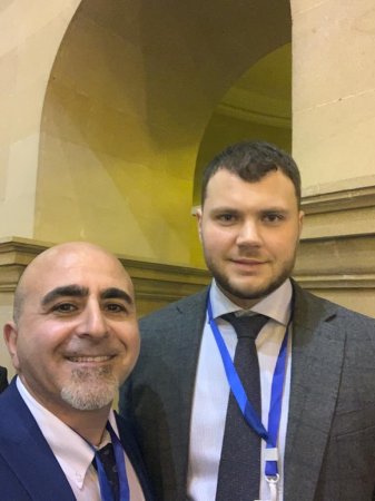 Zelenski ilə Bakıya gələn azərbaycanlı (FOTOLAR) 