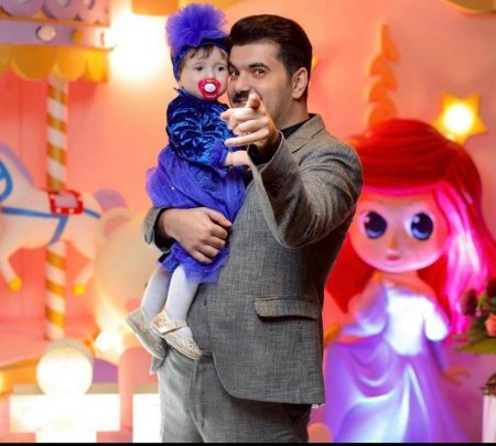 “Fəlakət” ilk dəfə qızının üzünü göstərdi - FOTO 