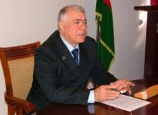 Generalın arvadı və qızı Bakıda bir günün içərisində 12 mənzili hansı yollarla alıb? - ŞOK DETALLAR