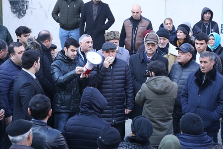 Rauf Arifoğlu Mehmandarov küçəsinin sakinləri ilə görüş keçirdi - FOTOLAR