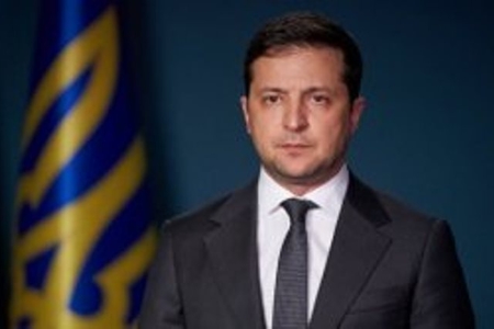 Zelenski nömrəsini Hindistanın ən varlı milyarderinə verdi