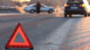 Saatlıda yol qəzası - SÜRÜCÜ 4 POLİSİ XƏSTƏXANALIQ ETDİ