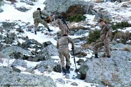 Qarabağın ən yüksək zirvəsində 2020-ni də biz yox, erməni hərbçiləri qarşıladı...