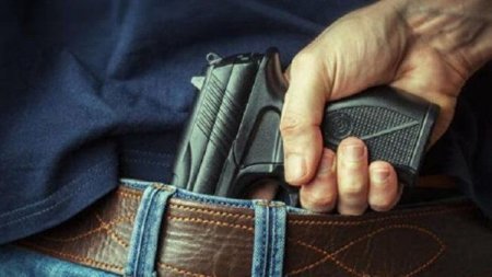 Övladdan anaya qarşı dəhşətli əməl — Əvvəl pullarını götürdü, sonra güllələdi