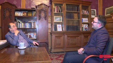 Mixail Qorbaçovun köməkçisi: 