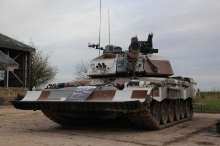 Görmə qabiliyyəti olan tank sınaqdan keçirildi