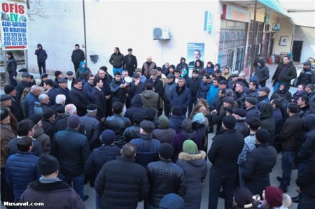 Rauf Arifoğlu Mehmandarov küçəsinin sakinləri ilə görüş keçirdi - FOTOLAR