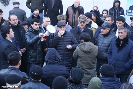 Rauf Arifoğlu Mehmandarov küçəsinin sakinləri ilə görüş keçirdi - FOTOLAR