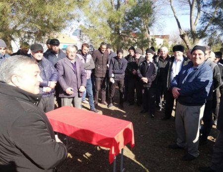 Seçicilər Arif Ləzimzadənin yüksək fəallığını xüsusi qeyd edirlər - FOTOLAR