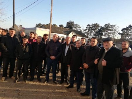 Seçicilər Arif Ləzimzadənin yüksək fəallığını xüsusi qeyd edirlər - FOTOLAR