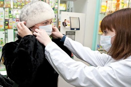 Rusiyada məcburi rejim: Hamı maskada gəzməlidir! Rusiyada məcburi rejim: Hamı maskada gəzməlidir!