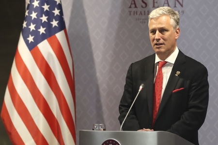 Trampın müşaviri: “Talibanla razılaşmaya yaxınıq”