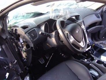 Avtomobilini hasara çırpan sürücü öldü..