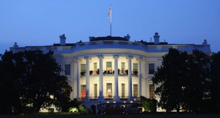 Ağ Evdə İranla bağlı gizli toplantı keçirilib