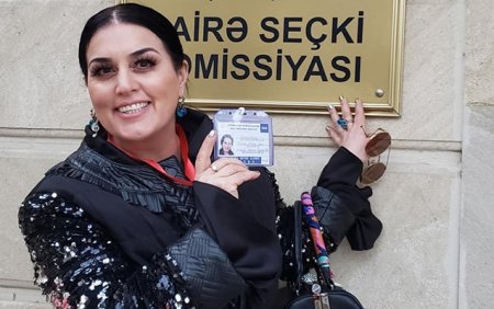 Elza Seyidcahanın səhhəti pisləşdi: “Bizi döydülər...” - Təcili yardım gəldi