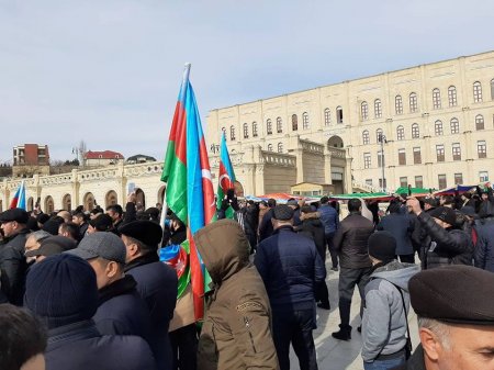 Qoşqar Hacıyevlə vida mərasimi keçirilir (FOTOLAR)..