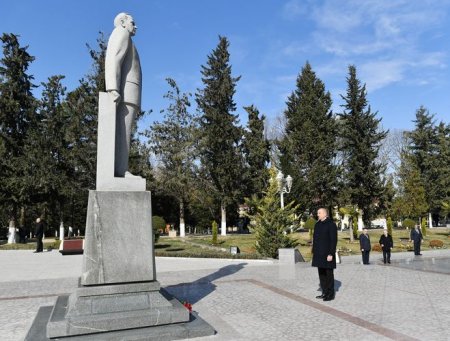 Prezident İlham Əliyev Kürdəmir rayonuna səfərə gedib..