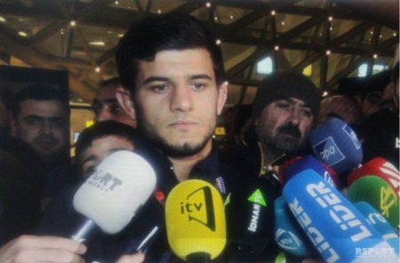 Erməniləri məğlub etmiş güləşçimiz qələbəsindən danışdı