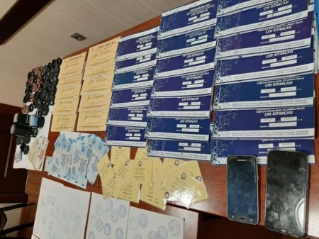 Saxta sənədlərlə maliyyə əməliyyatları aparan dəstə üzvlərini ifşa edilib..