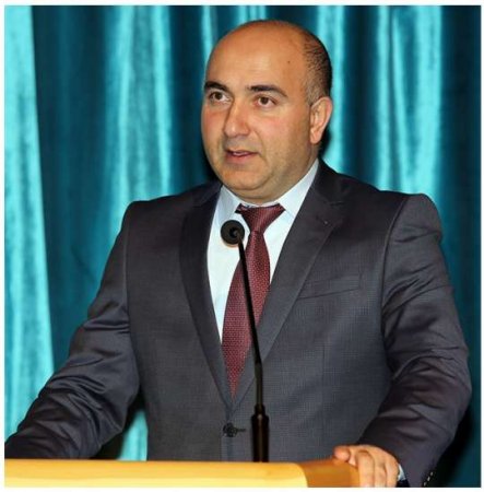 Adımı sənə qoyum, səni də yana yana... - Bir şantajçının sərgüzəşti...