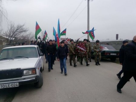 Şəhidimiz dəfn edildi - FOTO..