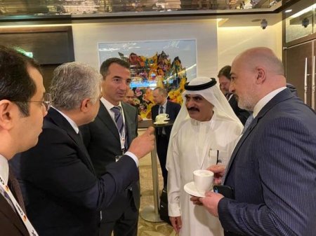 SOCAR Dubayda beynəlxalq tədbirdə iştirak edir - FOTO