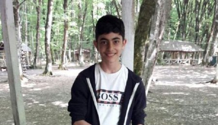 Xırdalanda 15 yaşlı oğlan özünü 12-ci mərtəbədən atdı - Foto