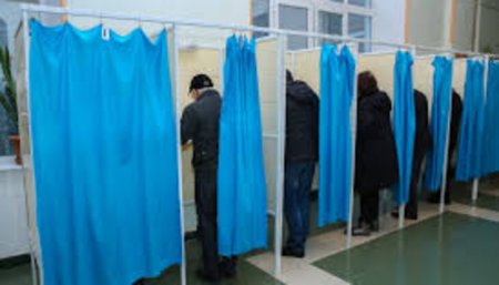 Konstitusiya Məhkəməsi hansı dairələri ləğv edəcək – Siyahı