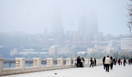 Bakıda toz dumanı müşahidə olunur