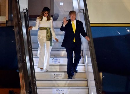 ABŞ-ın birinci xanımının hindsayağı geyimini lağa qoydular - FOTO