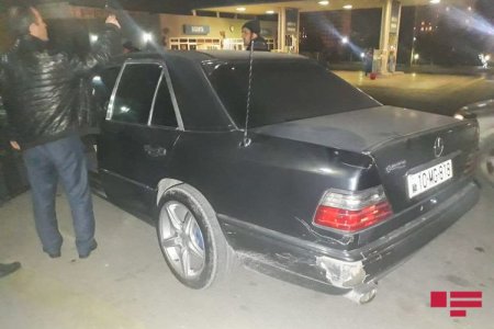 Bakıda motosiklet avtomobilə çırpılıb, xəsarət alan var - FOTO