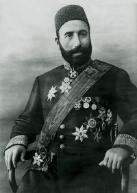 Prezidentdən Hacı Zeynalabdin Tağıyevin abidəsi ilə bağlı SƏRƏNCAM