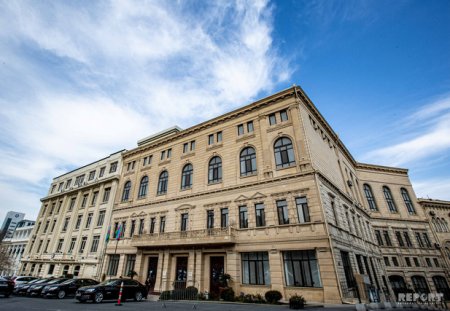 Bu gün Konstitusiya Məhkəməsi növbədənkənar seçkilərlə bağlı yekun qərar verəcək