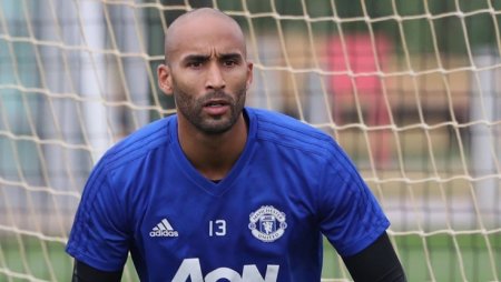 Manchester United-də yeni müqavilə