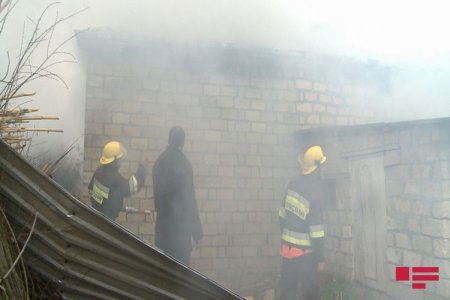 Ağdamda 5 otaqlı ev yanıb - FOTO