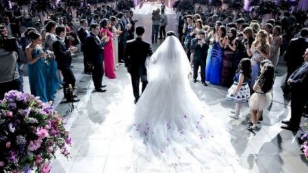 Hökumət toy məclislərinin təxirə salınmasını tövsiyə edir