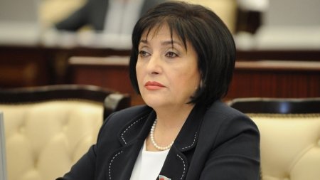 Milli Məclisin Sədri deputatları təbrik etdi