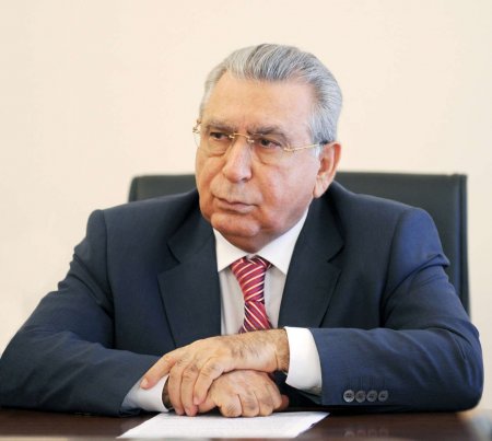Ramiz Mehdiyev şöbə müdirini işdən çıxartdı